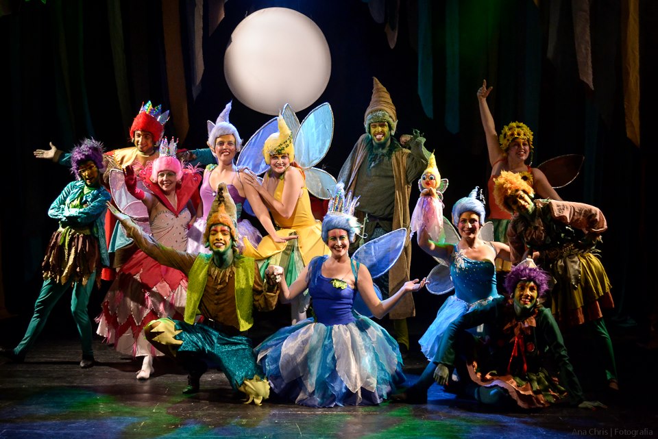 Muralzinho de Ideias - Entre Duendes e Fadas no Teatro Lala